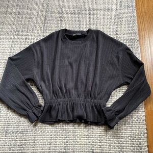 Zara Grey Ribbed Ruched Cropped Sweater Size Small